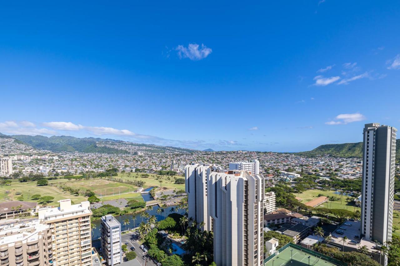 Waikiki Escapade Mountain Views Condo, Steps To Beach With Parking Perk Honolulu Kültér fotó