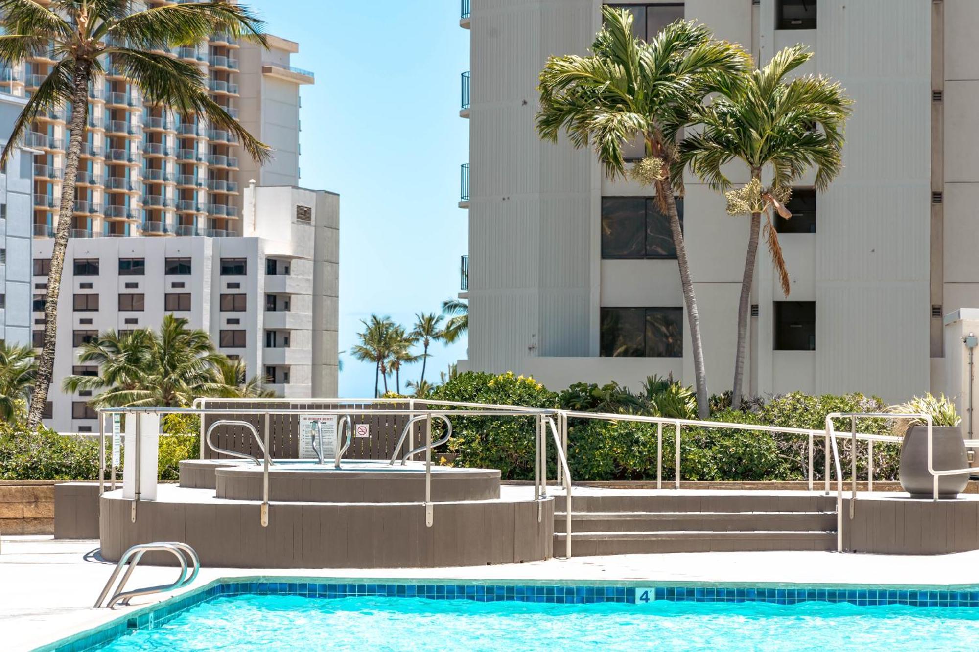 Waikiki Escapade Mountain Views Condo, Steps To Beach With Parking Perk Honolulu Kültér fotó